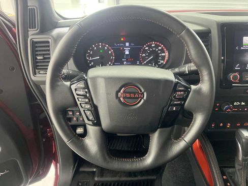 Used 2024 Nissan Frontier PRO-4X w/ Pro Convenience Package AWD/4WD image 17