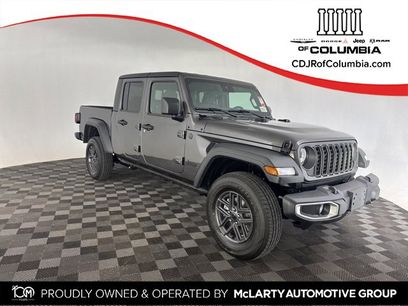 New 2025 Jeep Gladiator Sport