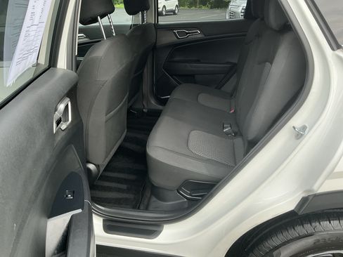 Certified 2023 Kia Sportage LX AWD/4WD image 10