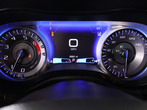 Used 2023 Chrysler 300 S w/ Comfort Group RWD image 4