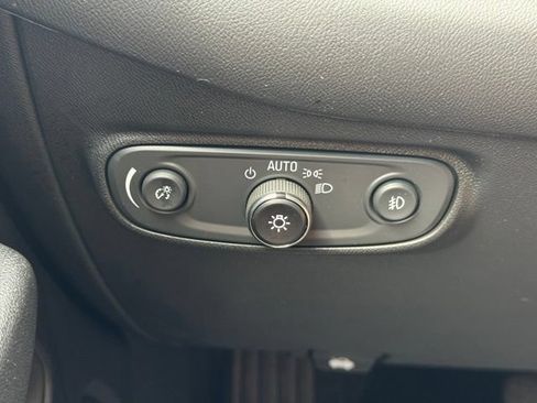 Used 2021 Chevrolet Equinox LT AWD/4WD image 33