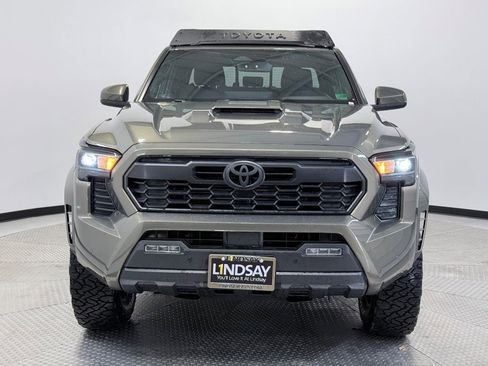 Used 2024 Toyota Tacoma TRD Sport image 2