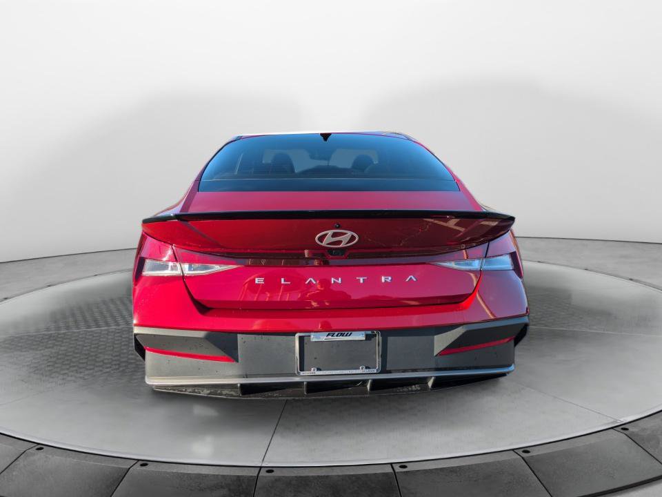 Certified 2025 Hyundai Elantra Sport FWD image 14