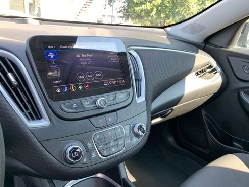 Used 2024 Chevrolet Malibu LT image 18