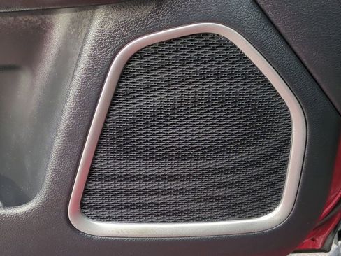 Used 2020 Jeep Compass Limited image 31