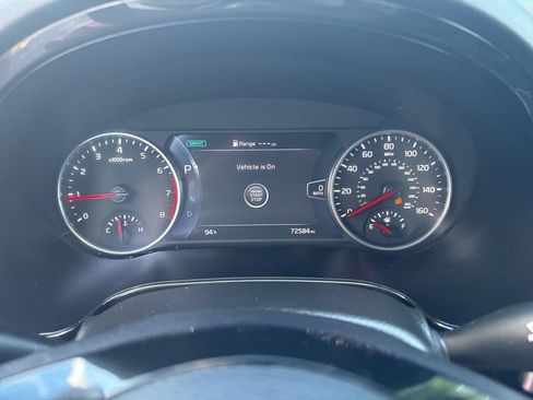 Used 2022 Kia Seltos SX w/ Sunroof Package AWD/4WD image 14