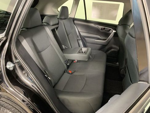 Used 2024 Toyota RAV4 LE image 34