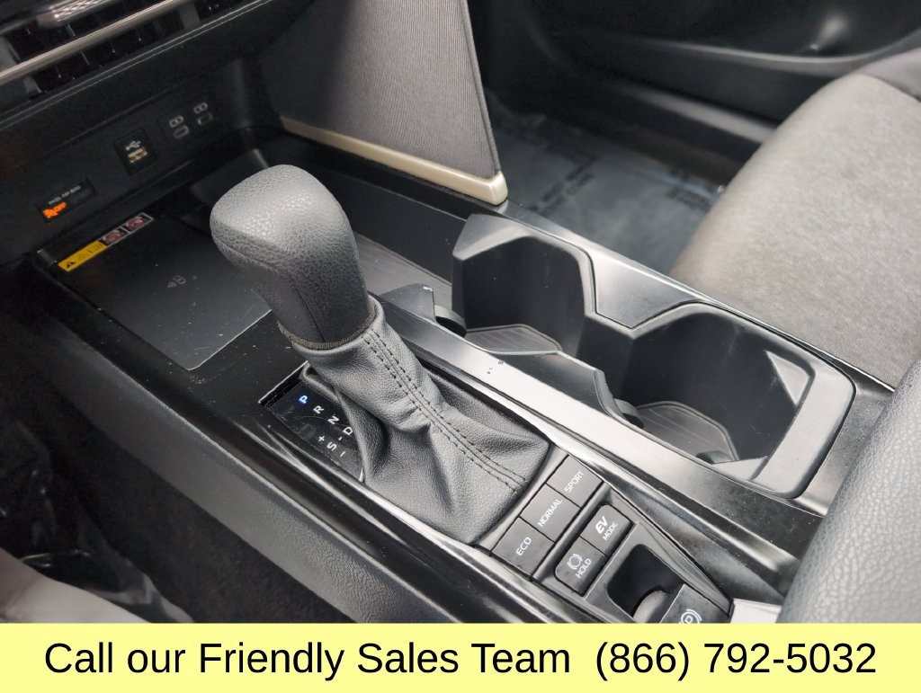 Certified 2025 Toyota Camry LE FWD image 22