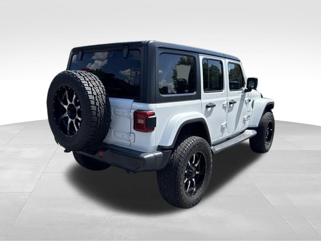 Used 2018 Jeep Wrangler Unlimited Sahara AWD/4WD image 7