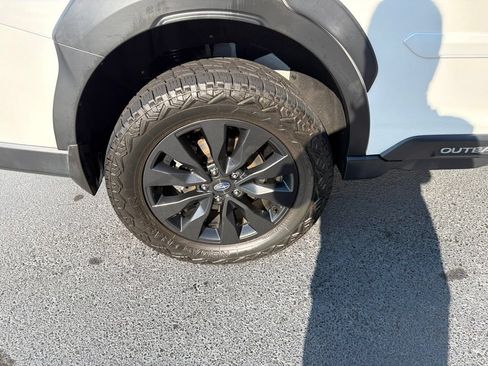 Used 2023 Subaru Outback Onyx Edition XT AWD/4WD image 16
