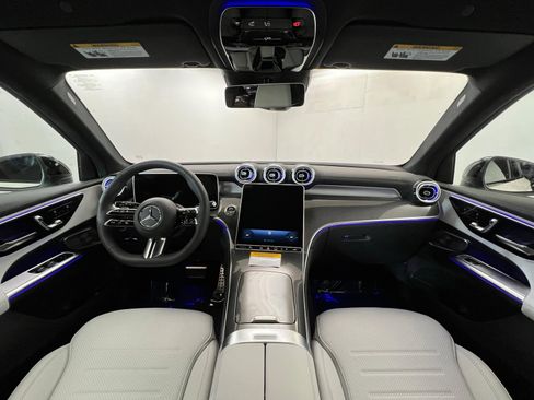 New 2026 Mercedes-Benz GLC 300 4MATIC image 9