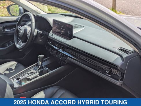 Used 2025 Honda Accord Touring image 37