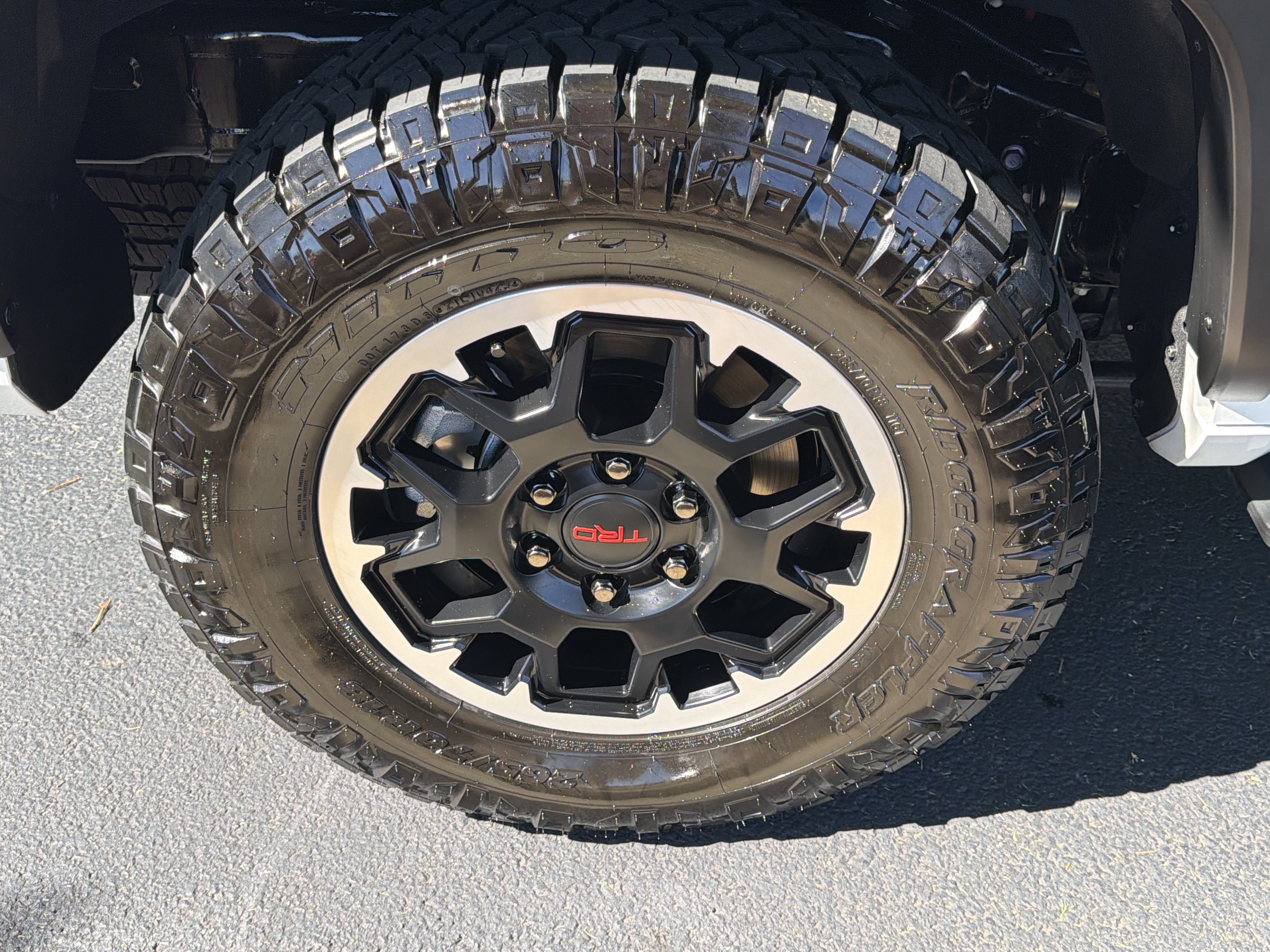 Used 2025 Toyota 4Runner TRD Off-Road Premium AWD/4WD image 18