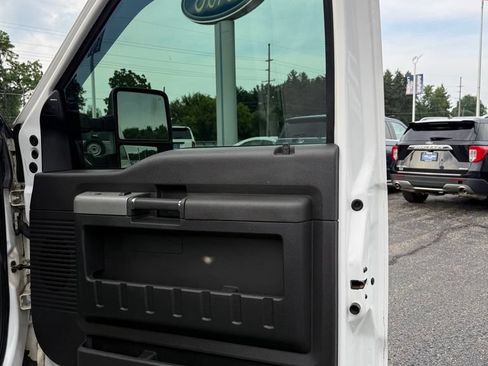 Used 2016 Ford F350 Lariat w/ Lariat Ultimate Package AWD/4WD image 16