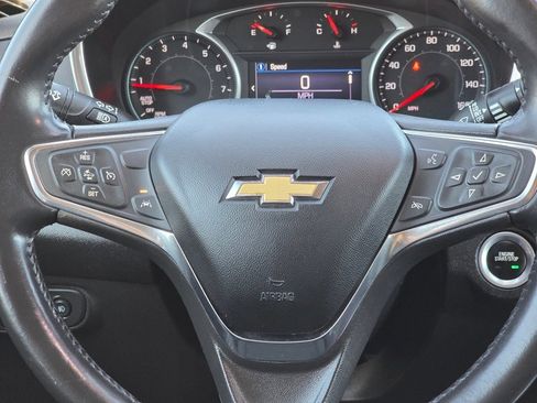 Used 2021 Chevrolet Equinox LT image 15