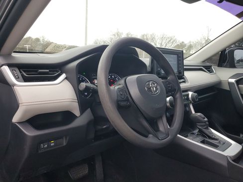 Certified 2021 Toyota RAV4 XLE image 16