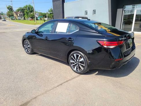 Used 2023 Nissan Sentra SV w/ SV Premium Package FWD image 9