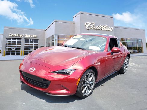 Used 2023 MAZDA MX-5 Miata Grand Touring RWD image 1