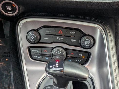 Used 2021 Dodge Challenger R/T w/ Blacktop Package image 21