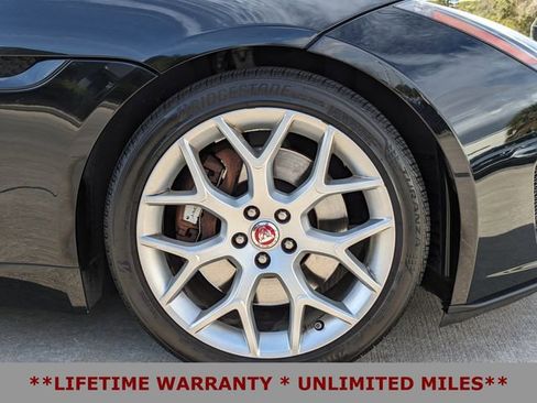 Used 2018 Jaguar F-TYPE Coupe image 12
