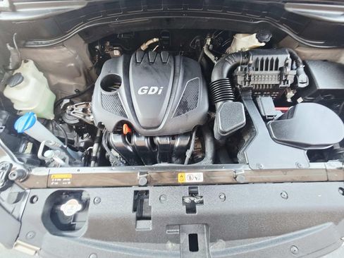 Used 2015 Hyundai Santa Fe Sport FWD image 17