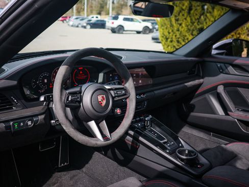 Used 2026 Porsche 911 Targa 4 GTS image 27