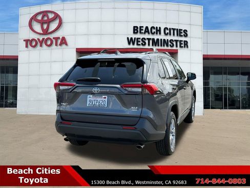 Certified 2025 Toyota RAV4 XLE AWD/4WD image 9