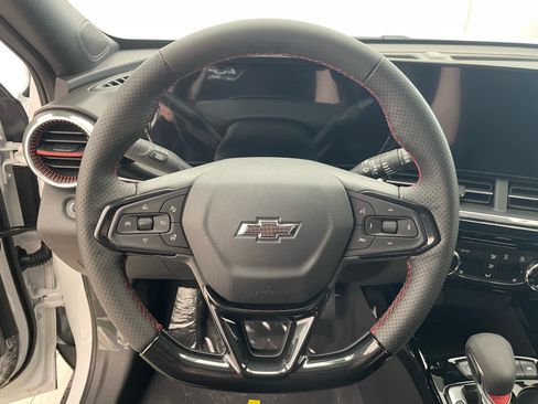 New 2026 Chevrolet Trax RS w/ Driver Confidence Package FWD image 12