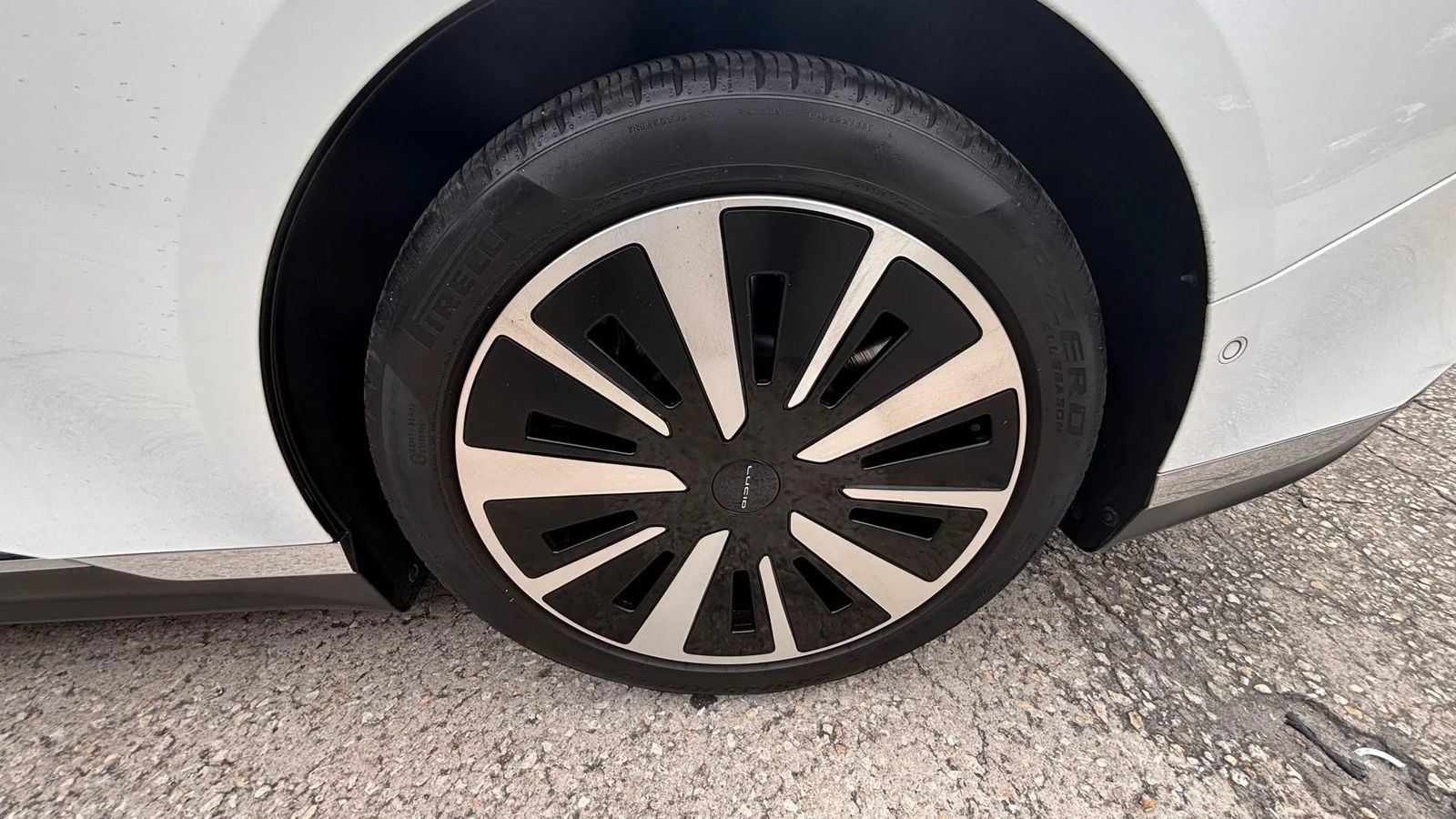 Used 2023 Lucid Air Pure AWD/4WD image 23