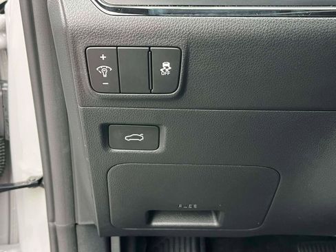 Used 2025 Kia K5 GT w/ GT1 Package image 18