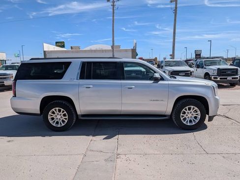 Used 2015 GMC Yukon XL SLE w/ Convenience Package AWD/4WD image 8