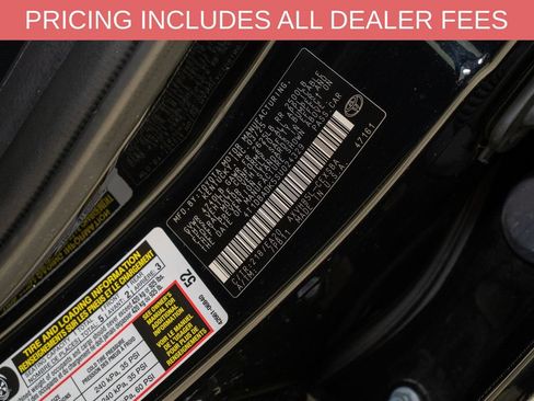 Used 2025 Toyota Camry SE w/ Convenience Package AWD/4WD image 20