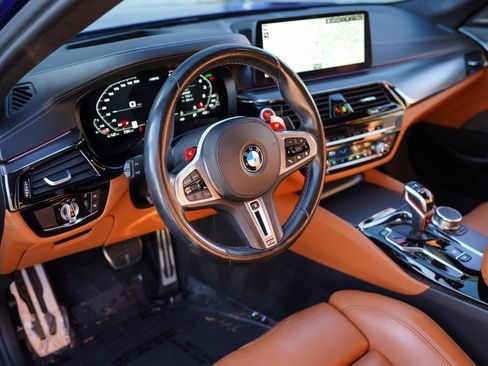 Used 2023 BMW M5 image 19