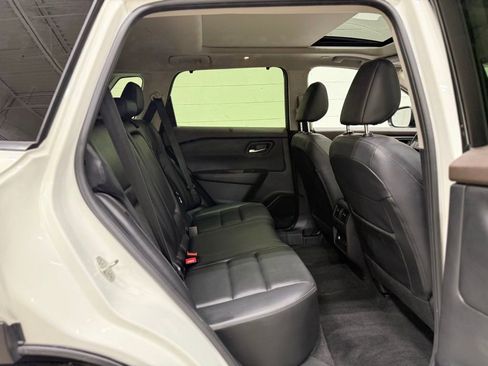 Used 2023 Jeep Wrangler Unlimited Sahara image 44