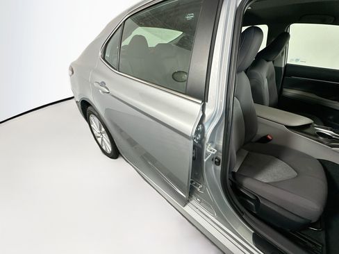 Used 2023 Toyota Camry LE FWD image 27