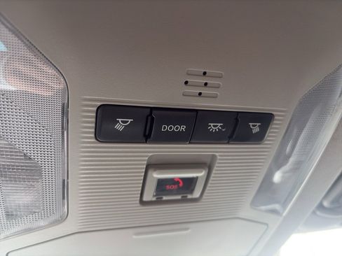 Used 2021 Toyota RAV4 XLE w/ XLE Grade Weather Package image 28