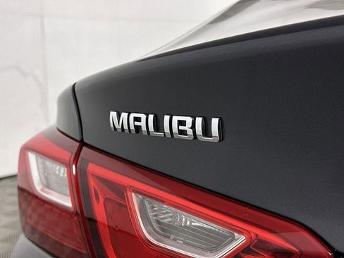 Used 2023 Chevrolet Malibu LT FWD image 33