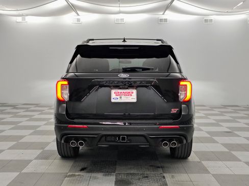 Used 2023 Ford Explorer ST w/ Equipment Group 401A AWD/4WD image 9