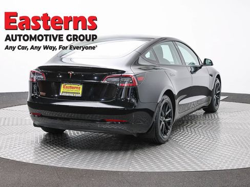 Used 2023 Tesla Model 3 Standard Range RWD image 5