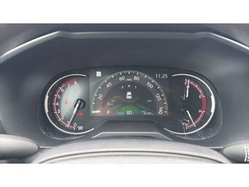 Certified 2025 Toyota RAV4 XLE FWD image 24