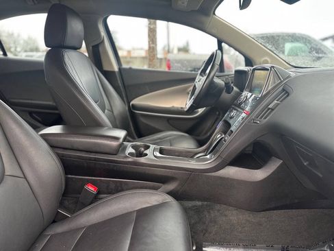 Used 2013 Chevrolet Volt Premium w/ Premium Trim Package FWD image 23