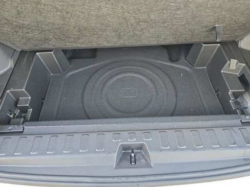 Used 2024 Chevrolet Equinox LT w/ LPO, Floor Liner Package FWD image 16