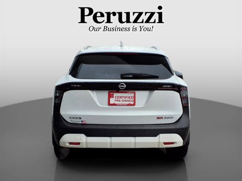 Certified 2025 Nissan Kicks SR w/ SR Premium Package AWD/4WD image 4