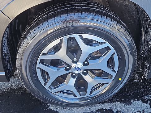 Certified 2023 Subaru Forester Premium image 4