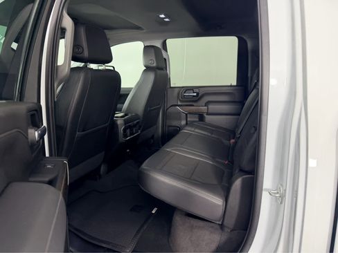 Used 2022 GMC Sierra 2500 Denali image 16