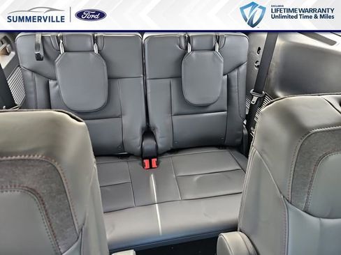 New 2026 Ford Explorer Active w/ Active Comfort Package RWD image 14