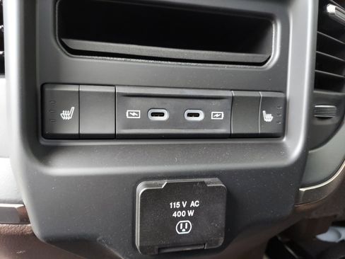 New 2026 RAM 3500 Longhorn image 34