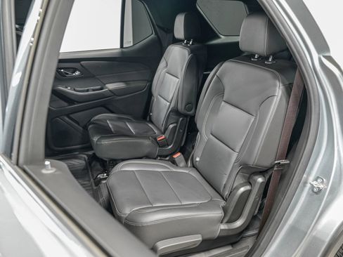 Used 2023 Chevrolet Traverse LT w/ LPO, Floor Liner Package image 27