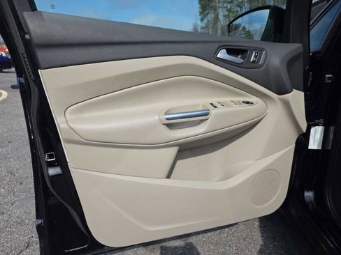 Used 2016 Ford C-MAX Energi SEL w/ Equipment Group 303A image 11