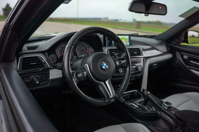 Used 2017 BMW M3 RWD image 13